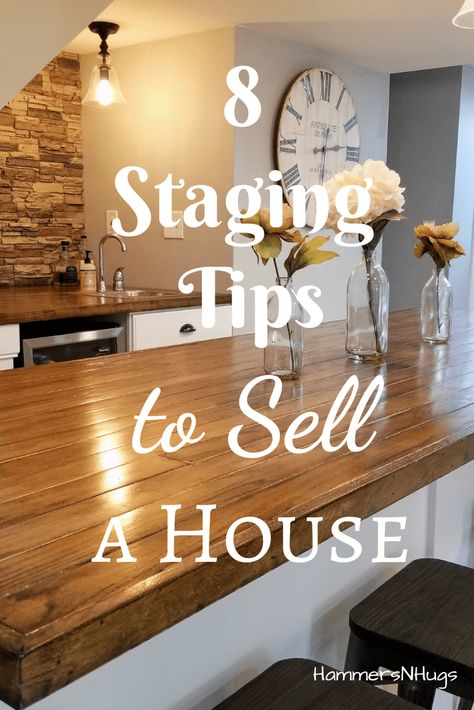 Staging Decor, 1000 Lifehacks, Ideas To Sell, Family Room Walls, Apartment Decoration, Home Staging Tips, Sell My House, Sell Your House Fast, Home Selling Tips