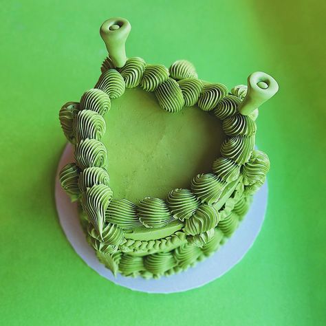 I’M SHREKSY AND I KNOW IT. One for the @shrek fans, who are all so damn sexy x Inspo @tiktok Shrek Cake, Shrek, Cake