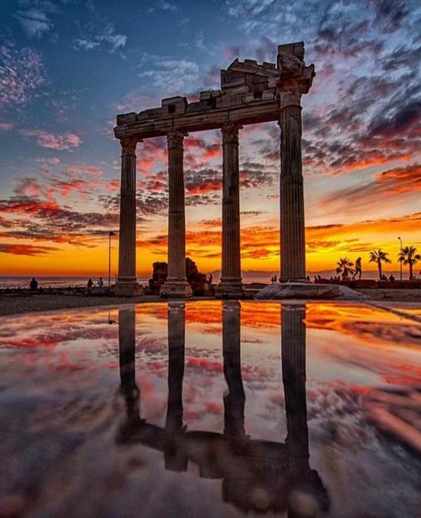 Side Antalya, Zeus Lightning, Temple Of Apollo, Side Turkey, Istanbul Photography, Antalya Turkey, Port City, Turkish Culture, Ancient City