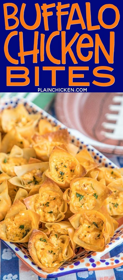 Buffalo Chicken Bites - creamy buffalo chicken dip baked in wonton wrappers. PERFECT for parties and tailgating!! I love these bite-sized appetizers!! Can adjust hot sauce to make the dip fit your tastes. Everyone RAVES about this yummy appetizer recipe! Always gone in a flash! Creamy Buffalo Chicken Dip, Creamy Buffalo Chicken, Healthy Buffalo Chicken Dip, Wonton Wrapper Recipes, Buffalo Chicken Bites, Chicken Wontons, Wonton Cups, Chicken Dip Recipe, Buffalo Chicken Dip Recipe