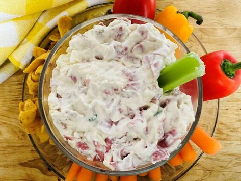 Easy Hot Chipped Beef Dip Recipe - Real Life of Lulu Hot Chipped Beef Dip Recipes, Chip Beef Dip Recipe, Chip Beef Dip, Hot Chipped Beef Dip, Beef Dip Recipe, Chipped Beef Dip, Vegetables Chips, Cranberry Dip, Beef Dip