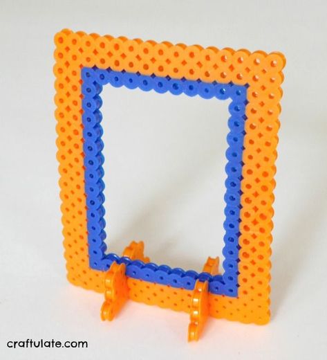 Perler Bead Frames - a kids craft that makes a wonderful gift Perler Bead Stand Pattern, Perler Bead Photo Frame, Perler Bead Picture Frames, Perler Bead Frame, Kpop Deco, Bead Frames, Easy Perler Bead Patterns, Easy Perler Beads Ideas, Hamma Beads