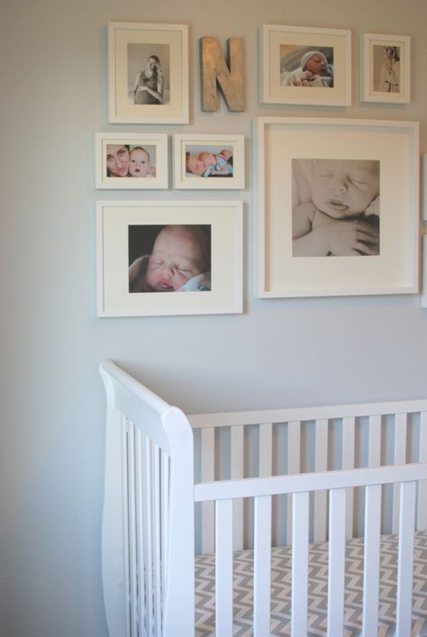 Nursery gallery wall Nursery Wall Frames, Nursery Collage, Family Photo Gallery Wall, Baby Room Pictures, Nursery Changing Table, Gallery Wall Nursery, Nursery Frames, Nursery Pictures, Nursery Crib