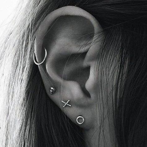 Simple Ear Piercing Ideas at MyBodiArt                                                                                                                                                                                 More Ear Peircings, Piercing Conch, Faux Piercing, Horn Pendant Necklace, Smiley Piercing, Septum Piercings, Piercing Tragus, Multiple Ear Piercings, Cute Ear Piercings