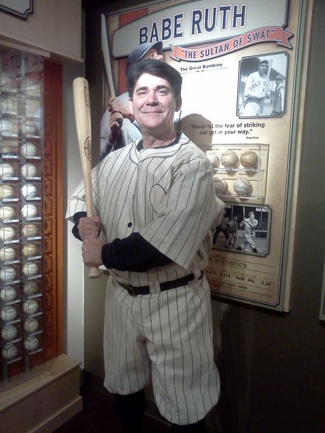 Babe Ruth, St. Pete Museum of History Centennial of Baseball Babe Ruth Costume, Wax Museum School Project, Wax Museum Project, Ruth 2, Wax Museum, Mlb Players, Creative Valentines, Costume Diy, Babe Ruth