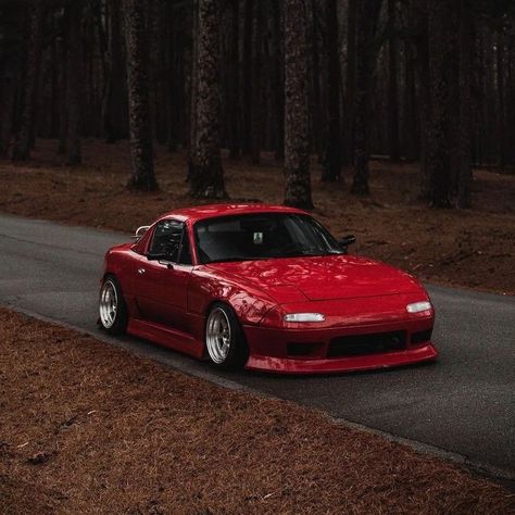 Mazda MX-5 Miata 🔥  Owner: @realtwig #jdm #mx5 #mazda #iconiccars #car #cars 1995 Mazda Mx-5 Miata, 1990 Mazda Mx-5 Miata, Mazda Miata Mx5 1990, Red Miata, Mx5 Mazda, Na Miata, Mx5 Miata, Mazda Mx 5 Miata, Mx 5 Miata