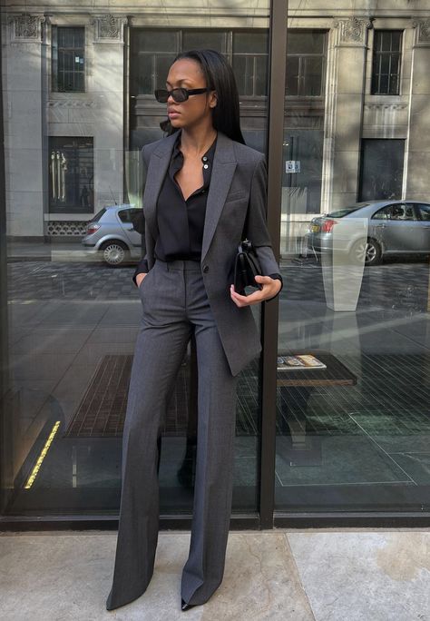 Corporate Attire Women, Job Interview Outfit, Cute Professional Outfits, Interview Outfits Women, Classy Business Outfits, Interview Outfits, Business Professional Outfits, Lawyer Fashion, Look Office