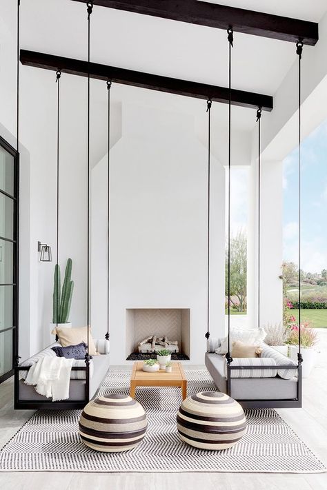 We're used to seeing gorgeous homes at MyDomaine HQ, but this California residence made our jaws drop to the floor. Take a look inside and you'll see. Patio Interior, California Homes, Office Inspiration, Design Case, Office Ideas, A Fire, 인테리어 디자인, Design Interior, Home Interior