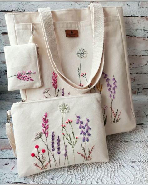 Space Hacks, Creative Tote Bag, Embroidery Clothes, Handmade Fabric Bags, Simple Hand Embroidery Patterns, Sac Diy, Diy Tote, Diy Embroidery Designs, Diy Bag Designs