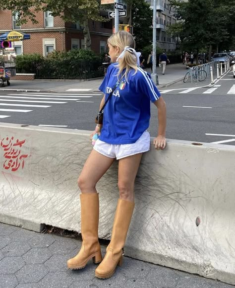 Sporty Shorts, Street Style Trends, Football Outfits, 가을 패션, Spring Summer Outfits, Fashion Killa, Festival Outfits, Fashion Inspo Outfits, Cool Outfits