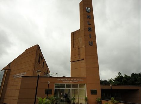 Nlsiu Bangalore, National Law University, Bangalore Aesthetic, I Live For The Applause, Law University, Chief Justice Of India, Law School Life, Future Lawyer, College Event