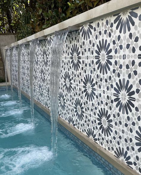 Sedona Airbnb, Hacienda Garden, Pool Pattern, Pool Tile Designs, Pool Makeover, Pool Mosaic, Mosaic Pool Tile, Freeform Pools, Pool Finishes