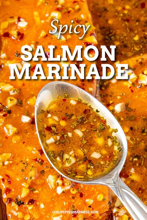 Easy Salmon Marinade, Spicy Salmon Recipes, Best Salmon Marinade, Salmon Marinade Recipes, Salmon Dinners, Grill Salmon, Fish Marinade, Salmon Recipes Baked Healthy, Healthy Grilled