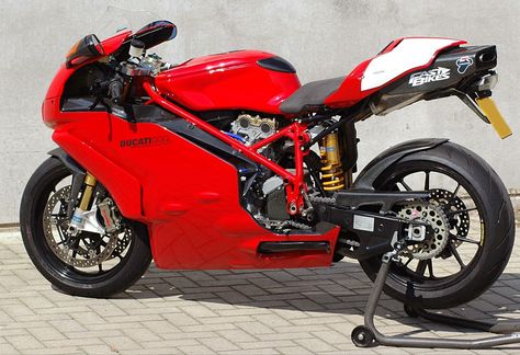 Ducati 999s, Ducati 999r, Ducati 999, Ducati 749, Ducati Motogp, Ducati 916, Moto Ducati, Best Motorbike, Motorcycle Artwork