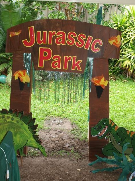 Fête Jurassic Park, Dinosaur Bday Party, Jurassic Birthday, Jurassic World Birthday, Lila Party, Jurassic Park Birthday Party, Jurassic World Party, Park Birthday Party, Birthday Party At Park