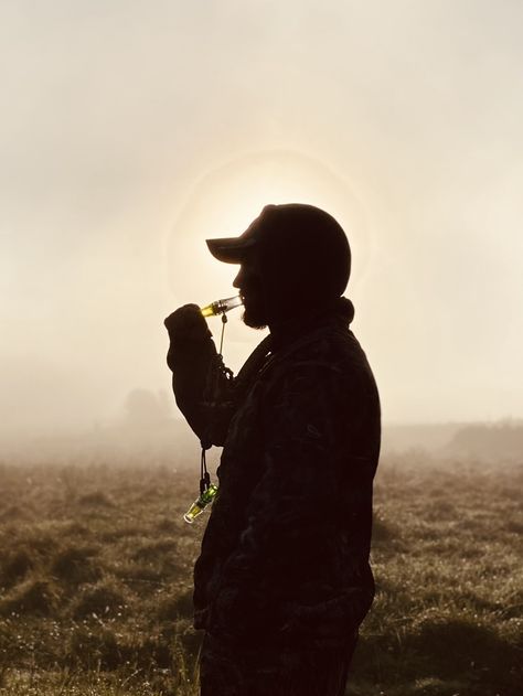 Hunting Photography Outdoor, Waterfowl Hunting Photography, Duck Hunting Aesthetic, Duck Hunting Senior Pictures, Duck Hunting Photography, Waterfowl Photography, Hunting Photoshoot, Hunting Senior Pictures, Adventurecore Aesthetic