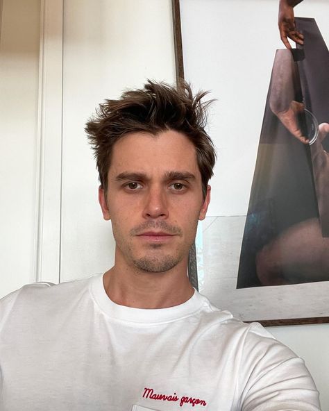 Antoni Porowski, Queer Eye, College Guys, Take My Breath, A Good Man, The Past, Hair Cuts, 10 Things, Hair