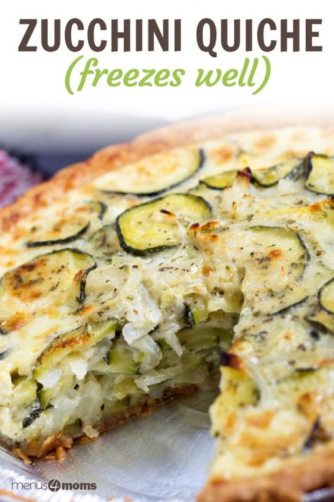 Zucchini Quiche Recipes, Zucchini Quiche, Zucchini Side Dishes, Yellow Squash Recipes, Quiche Recipes Easy, The Recipe Critic, Cheesy Zucchini, Recipe Critic, Flaky Crust