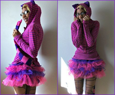 Cheshire cat Cheshire Cat Costume Aesthetic, 7 Halloween Costumes, Chesire Cat Costume, Cat In The Hat Costume, Cheshire Cat Cosplay, Queen Of Hearts Halloween Costume, Queen Of Hearts Halloween, Cheshire Cat Costume, Costumes 2024