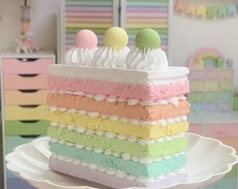 Fake Cake Slice, Candy Props, Candy Decorations Diy, Rainbow Layer Cakes, Faux Cake, Fake Food Props, Fake Bakes, Cake Candy, Toffee Apple