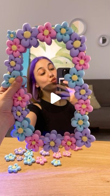 Ideas Con Porcelana Fria, Porcelana Fria Ideas, Wooden Mirror, January 25, Wooden Storage, Diy Wood Projects, Wooden Diy, Blogger Themes, Instagram Video