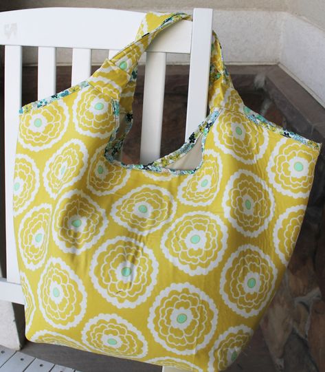 Free Beach Bag Pattern Diy Jewelry Bags, Diy Beach Bag, Beach Bag Pattern, Bag Free Pattern, Free Beach, Bag Patterns To Sew, Tote Pattern, Bags Tutorial, Jewelry Bag