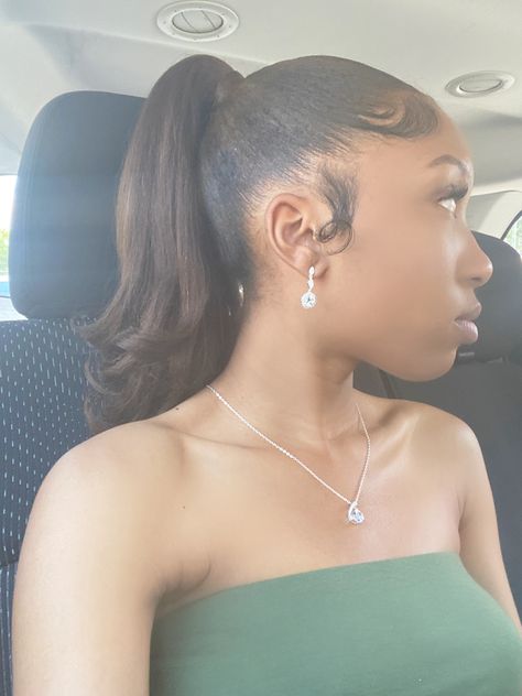 Barbie Ponytail Barbie Ponytail No Part, Barbie Ponytail Black Women Natural Hair, Natural Barbie Ponytail, Flipped Ends Ponytail, Slick Back Ponytail Extensions, Extensions Ponytail Hairstyles, Ponytail Extension Hairstyles Black, Brown Barbie Ponytail, Middle Part Barbie Ponytail