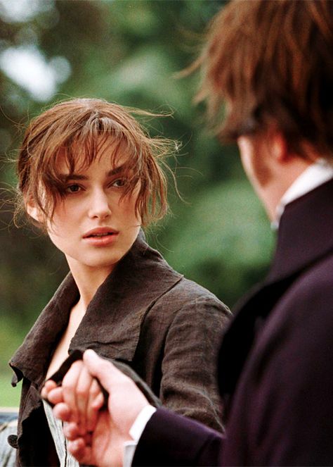 Keira Knightley in Pride & Prejudice (2005) Darcy Pride And Prejudice, Pride And Prejudice 2005, Keira Knightly, Elizabeth Bennet, I Love Cinema, Matthew Macfadyen, Mr Darcy, Movie Couples, Keira Knightley