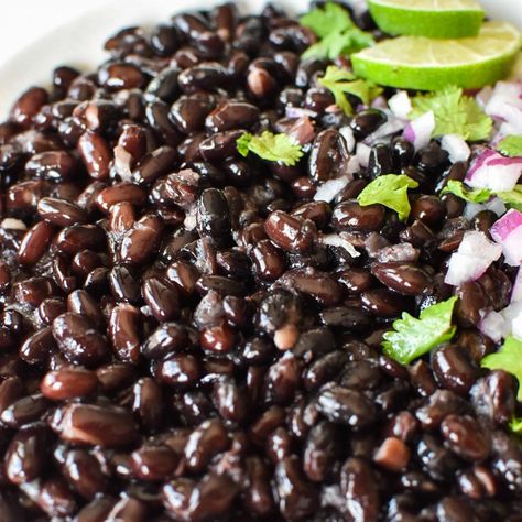 Easy No Soak Instant Pot Black Beans Chili Recipe Beans, Soak Black Beans, Roadhouse Chili Recipe, Texas Roadhouse Chili Recipe, Instant Pot Black Beans, Mexican Black Beans, Texas Roadhouse, Chili Recipe, Chili Recipes