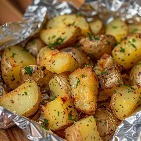 Foil Packets For The Oven Potatoes, Hobo Packets, Foil Potatoes, Easy Potatoes, Stuffed Onions, Yummy Potatoes, Grilled Vegetable Skewers, Foil Packet Potatoes, Hobo Dinners