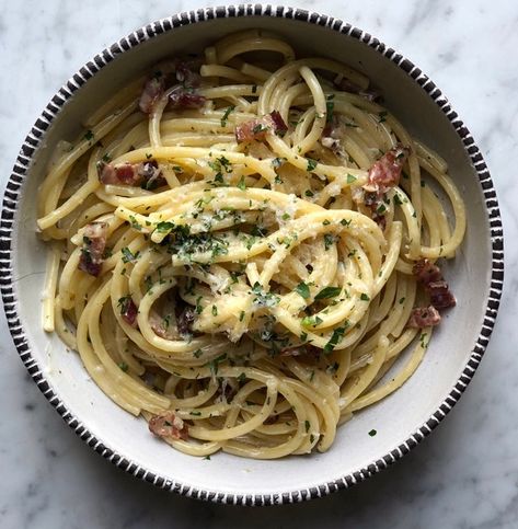 Bucatini with Bacon Cream Sauce Recipe Recipe - Chowhound Bacon Cream Sauce, Weeknight Pasta, Cream Sauce Recipe, Cream Sauce Recipes, Low Carb Pasta, Pasta Sauce Recipes, Pasta Shapes, Gluten Free Pasta, Cream Sauce