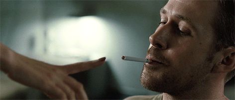 Ryan Gosling smoking in Blade Runner 2049 Ryan Gosling Gif, Ryan Gosling Blade Runner, Ryan Gosling Banner Gif, Bladerunner2049 Cinematography, Blade Runner Deckard, Blade Runner Pris, Night Anime, Film Blade Runner, Vikings Ragnar