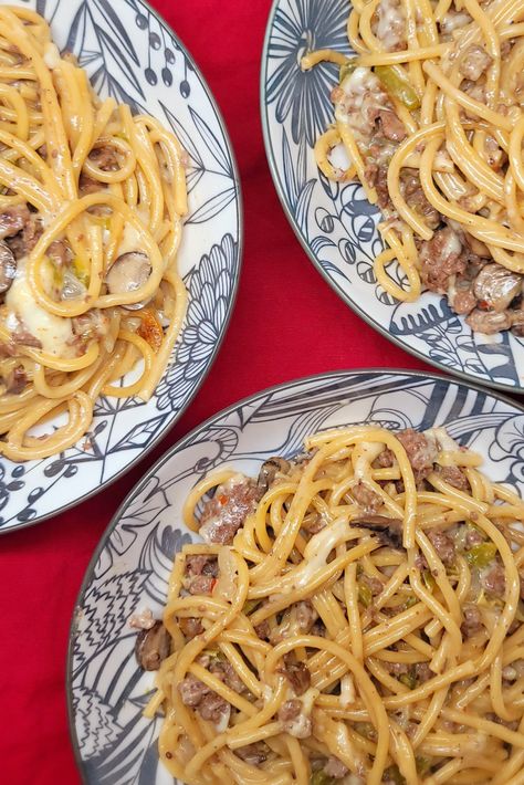 Philly Cheese Steak Spaghetti, Steak Spaghetti, Different Dinner Ideas, Cheese Spaghetti, Pot Dinners, Cheese Steak, One Pot Dinners, Philly Cheese, One Pot Dinner