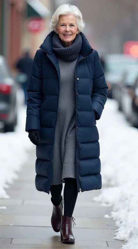 Winter Fashion for 70-Year-Old Women: Staying Warm and Stylish Winter Outfit For Women, 70 Year Old Women, 60 Outfits, Mode Mantel, Comfy Casual Outfits, Classic Style Outfits, Curvy Style, Outfit For Women, Over 60 Fashion