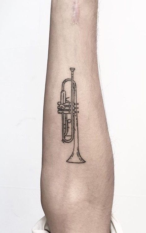 Fineline Music Tattoo, Trumpet Tattoo Ideas, Trumpet Tattoo, Fine Line Tattoo Designs, Line Tattoo Designs, Tattoo Bible, Fine Line Tattoo Ideas, Fineline Tattoos, Line Tattoo Ideas