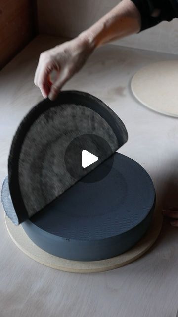 Jackie Wright Ceramics on Instagram: "Gamechanger.  No more wiring under large plates.  Credit to @arete.earthware for sharing this technique.  The paper I am using here is roofing underlay, which can be reused time and time again.  You’re welcome 😉 x  #potterylife #potterywheel #potterytechniques #potterytips #potter #potteryreel #wheelthrowing #potteryplate #handmadeplate #theceramicschool" No Wheel Pottery, Handmade Dinnerware, Handmade Ceramics Plates, Wheel Thrown Ceramics, Handcrafted Pottery, Wheel Throwing, Earthenware Pottery, Handmade Plates, Pottery Tools