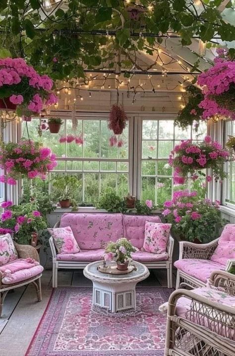 Dream Place, Deck With Pergola, Sunrooms, Home Porch, Pink Room, Outdoor Patio Decor, Cottage Living, Dream Rooms, Future House