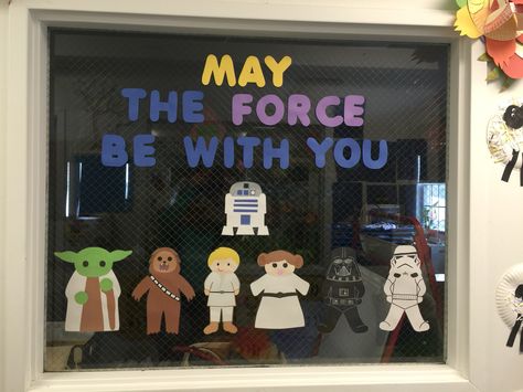 May Star Wars window display Star Wars Window Display, Disney Window Decoration Ideas, Star Wars Window, Disney Window Decoration, Window Decoration Ideas, Walk Idea, Star Wars Crafts, Disney Florida, Book Displays