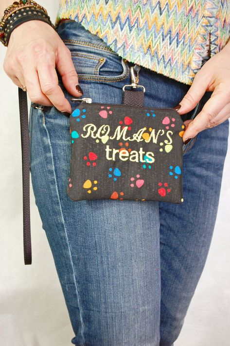 Diy Treat Bag, Pet Food Store, Handmade Dog Accessories, Dog Walking Accessories, Dogs Treats, Xmas Gift Idea, Dog Treat Bag, Dog Treat Pouch, Treat Pouch