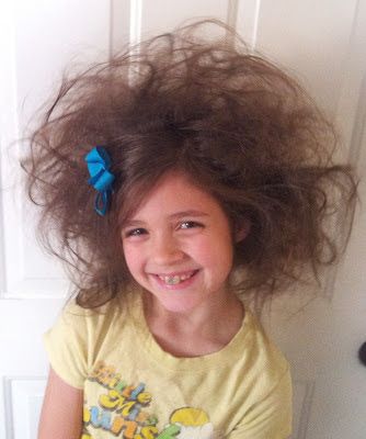 BowSweet: Tuesday Tips: Crazy Hair Day Ideas Easy Crazy Hairstyles, Crazy Hair Styles, Crazy Hair Ideas, Crazy Hair For Kids, Crazy Hair Day Ideas, Wacky Hair Day Ideas, Spirit Days, Wacky Wednesday, Tuesday Tips