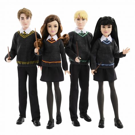 Harry Potter Mattel Hogwarts House 4-Pack doll set: Cedric Diggory, Hermione Granger, Draco Malfoy, and Cho Chang - YouLoveIt.com Hermione Granger Draco Malfoy, Draco Malfoy Hermione Granger, Harry Potter Toys, Harry Potter Dolls, Potter House, Harry Potter House, Harry Potter Hogwarts Houses, Cho Chang, Best Gowns