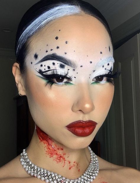 Cruella Deville Makeup, Halloween Women Makeup, Creepy Halloween Makeup, Cute Halloween Makeup, Halloween Makeup Diy, Halloween Makeup Pretty, Makeup 101, Pretty Halloween Costumes, Amazing Halloween Makeup