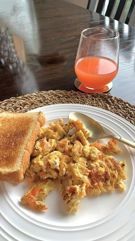 Food Stuff Format, Scam Pictures, Breakfast Pictures, Deni Denials, Youth Photos, Itunes Card, Iphone Storage, Good Morning Breakfast, Breakfast Photo