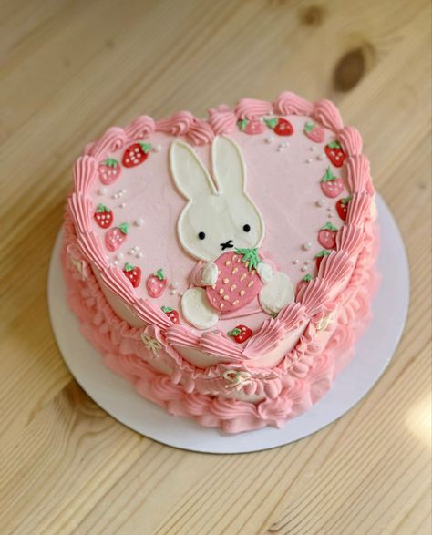 Cute Bunny Cake Ideas, Strawberry Heart Cake, Miffy Strawberry, Miffy Cake, Bolo Da Hello Kitty, Tårta Design, Strawberry Heart, Vintage Birthday Cakes, Funny Birthday Cakes