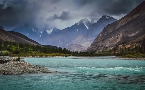 The mighty Indus River: A Historical Odyssey Alexander Of Macedon, Indus River, Ural Mountains, Events Place, Environmental Degradation, Indus Valley Civilization, East India Company, Mughal Empire, Arabian Sea