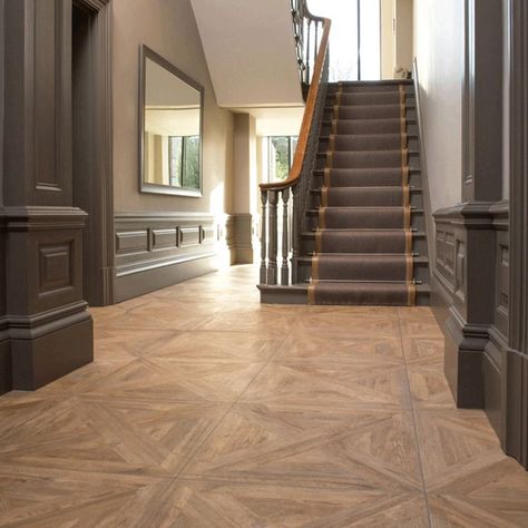 Wood Effect Porcelain Tiles, Entrance Hall Decor, Wood Floor Pattern, Wood Floor Design, Floor Pattern, Tiled Hallway, Hallway Flooring, Hallway Designs, Wood Effect Tiles