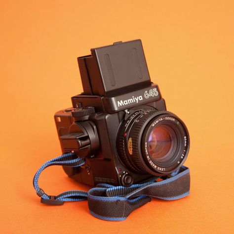 Camera Analog, Mamiya 645, Contax 645, Digital Camera Photography, Antique Cameras, Photo Gear, Medium Format Camera, Old Cameras, Photo Camera