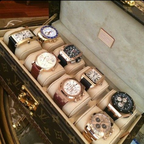 ☺ Dream Watches, Wrist Wear, Fine Watches, Watch Box, Men's Watches, Watch Collection, Watches Jewelry, Dandy, Cool Watches