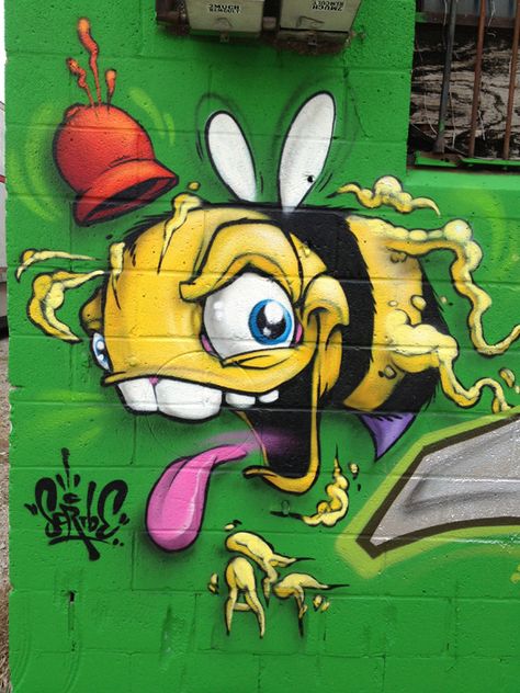 scribe Bee Graffiti, Cool Tattoo Drawings, Graff Art, Best Street Art, Amazing Street Art, Graffiti Murals, Graffiti Characters, Graffiti Cartoons, Murals Street Art