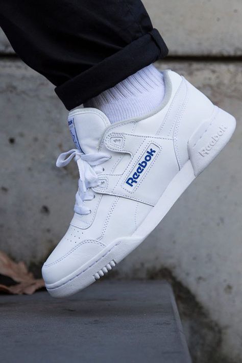 Reebok #sneakers #reebok Reebok Outfit, Dorothy Shoes, Reebok Retro, Platform Tennis Shoes, Best White Sneakers, Reebok Sneaker, Sneakers Reebok, Workout Sneakers, Sneaker Outfits